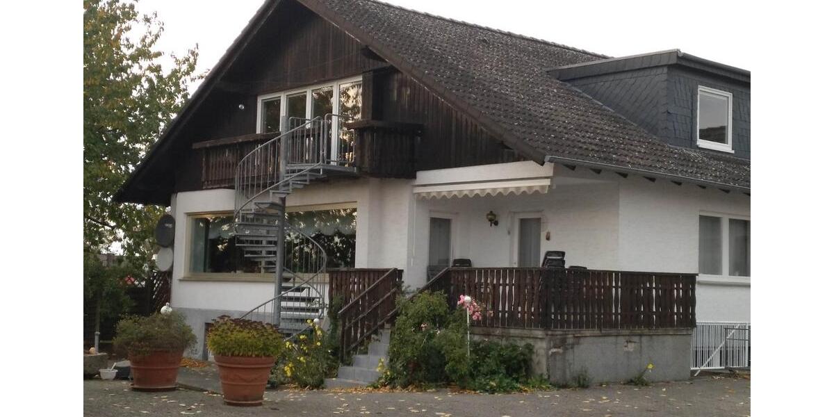 2-Familienhaus + Werkstatt, Fahrzeughalle zu verkaufen zimmer