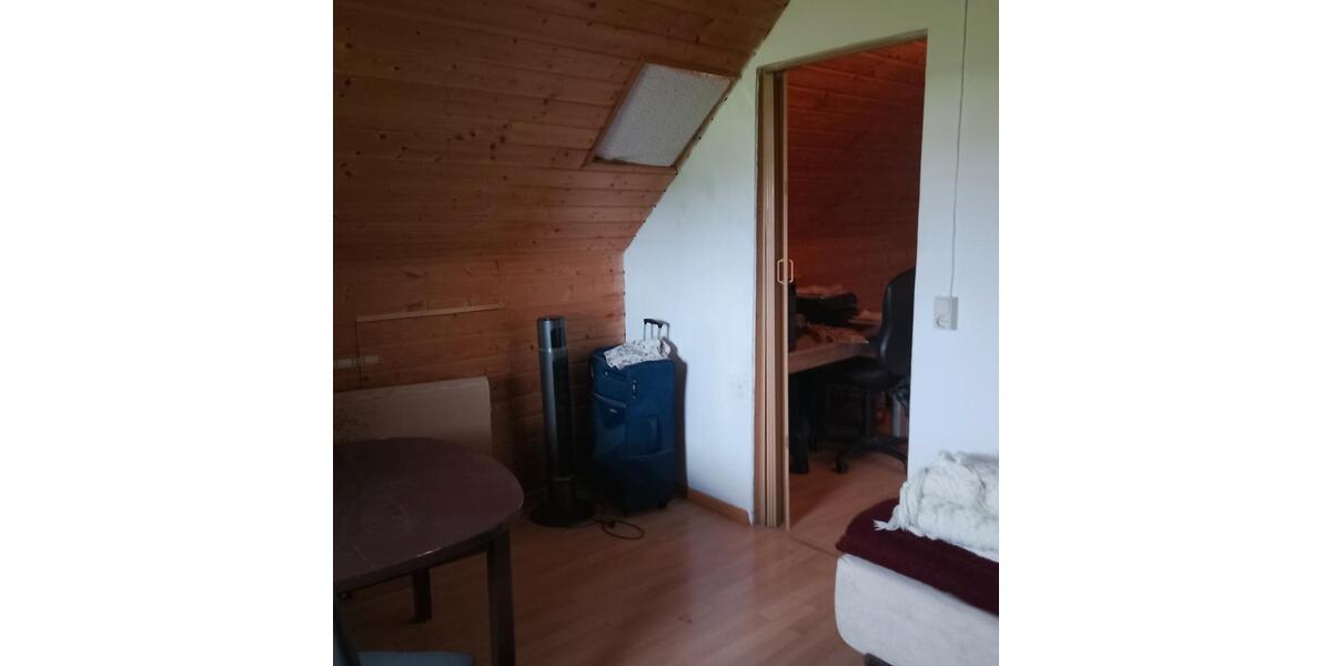 Dachgeschoßwohnung Hallbergmoos - 1 Zimmer, 19 m&sup2;, 500&euro; | Angebot:26211450