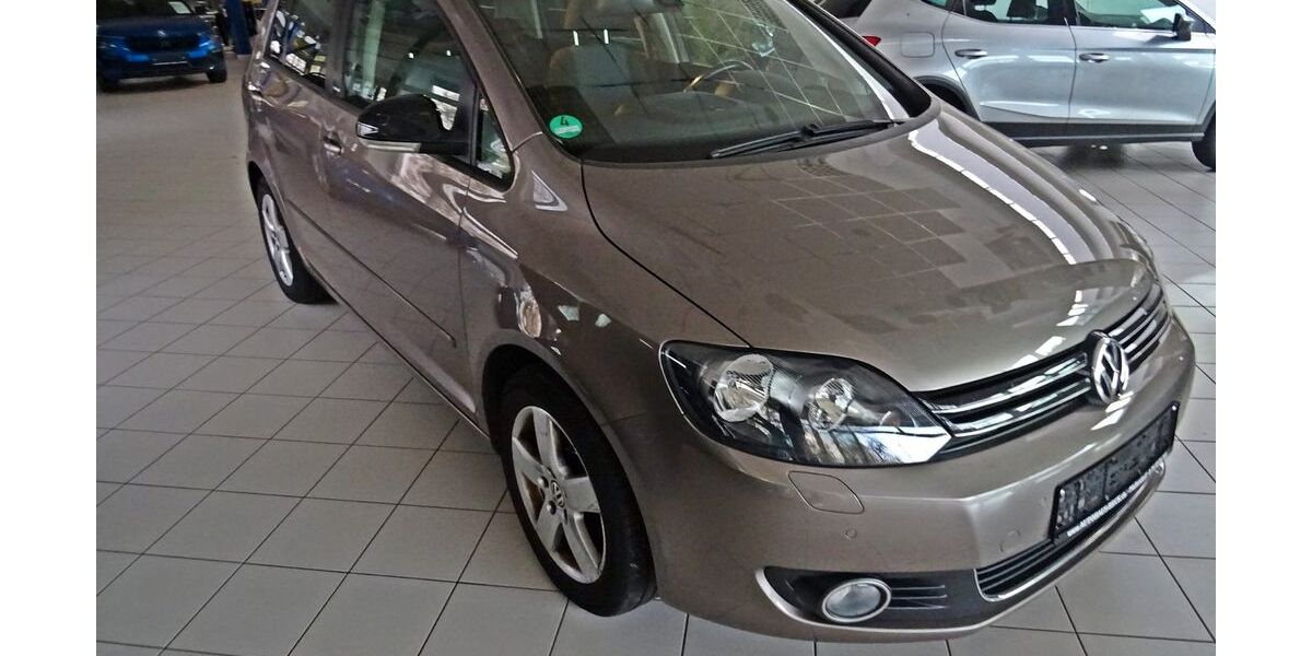 VW Golf 111.000 km 8.200 &euro; Pfullendorf 88630