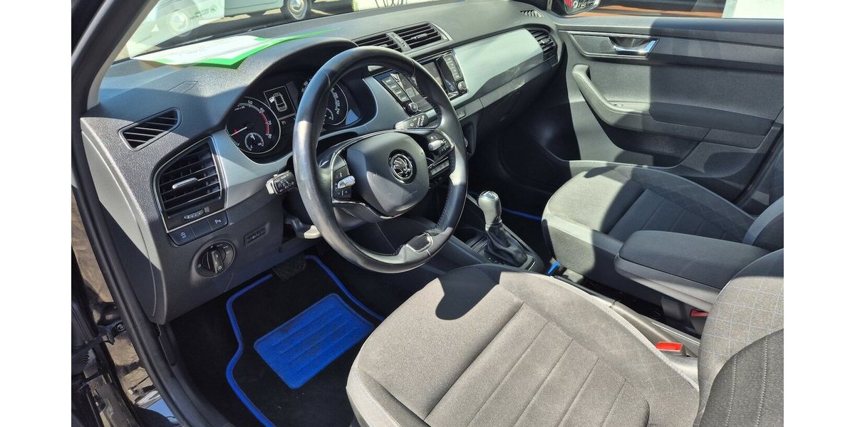 Skoda Fabia Ambition, Klima, Kamera, Carplay, Navi 41.400 km 15.490 &euro; Rodgau 63110
