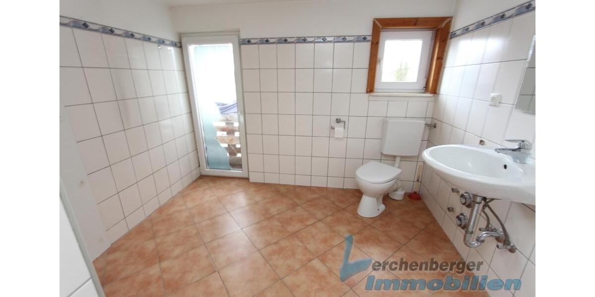 Dachgeschoßwohnung Plattling - 2 Zimmer, 80 m&sup2;, 650&euro; | Angebot:26424662