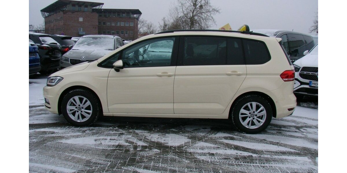 VW Touran 2.0TDI BMT TAXI ACC Kamera LED 7Sitzer 38.517 km 31.980 &euro; Falkensee 14612