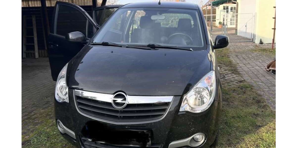 Opel Agila 99.292 km 3.899 &euro; Blankenhof 17039