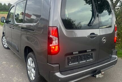Opel Combo 207.000 km 10.900 € Mönchengladbach 41169