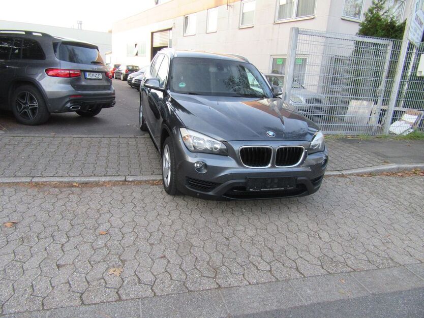 BMW X1 265.000 km 6.450 € Düsseldorf 40231