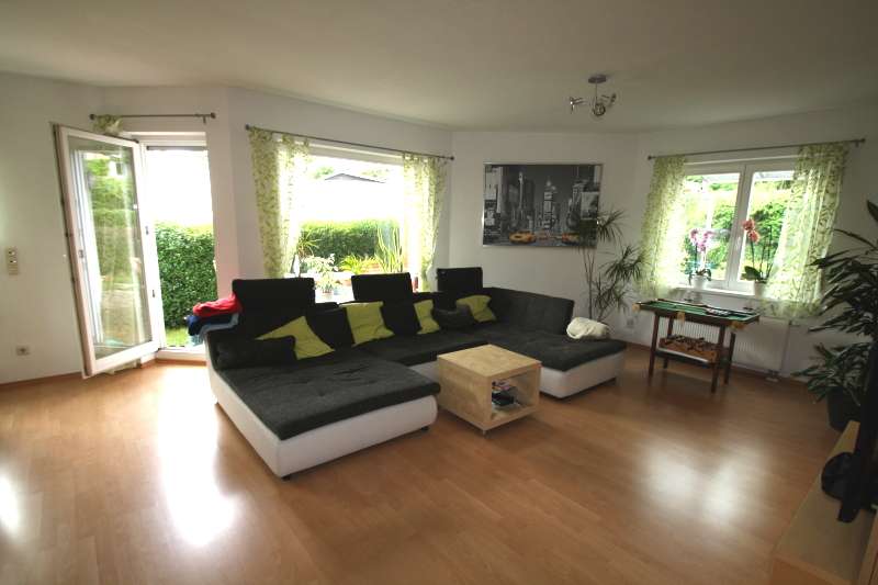 Etagenwohnung Niedernhausen- Königshofen Königshofen - 4 Zimmer, 113 m&sup2;, 1.100&euro; | Angebot:25283373