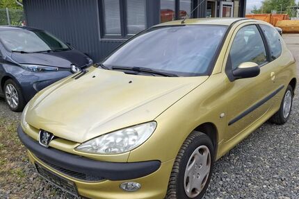 Peugeot 206 141.000 km 1.499 &euro; Buxtehude 21614