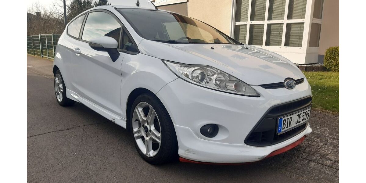 Ford Fiesta 185.000 km 3.600 &euro; Ravensburg 88212