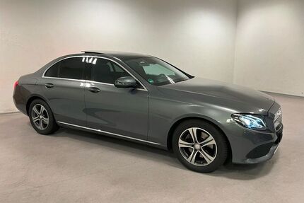 Mercedes E 220