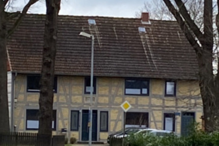 Haus Schwülper - 8 Zimmer, 230 m&sup2;, 2.500&euro; | Angebot:26364965