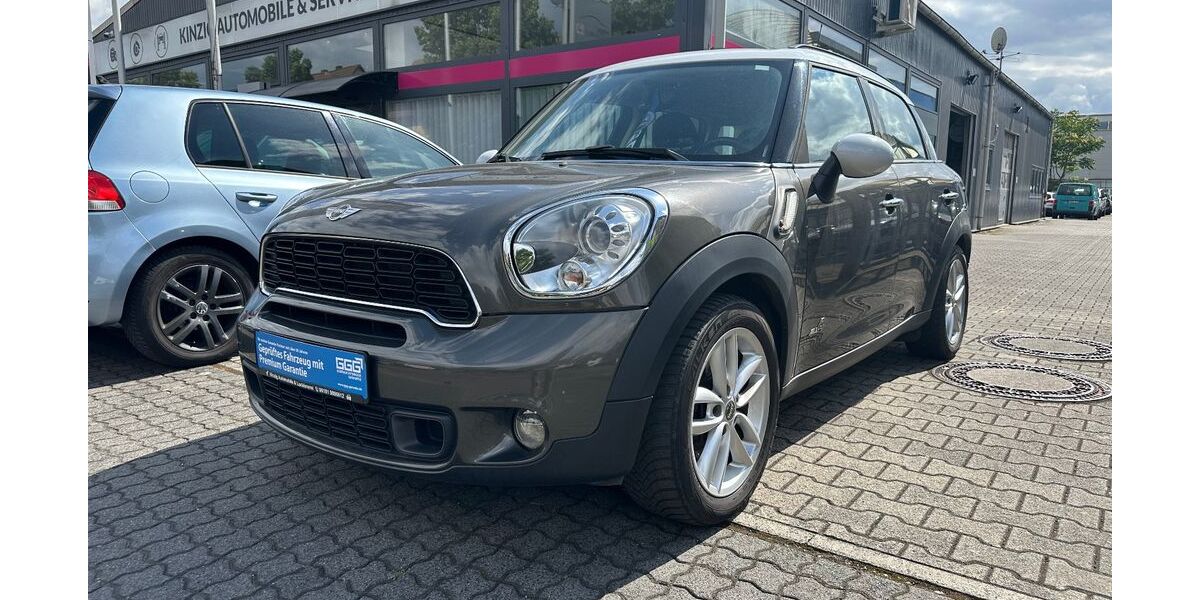 Mini Countryman S (Cooper) 152.267 km 10.399 &euro; Hanau 63450