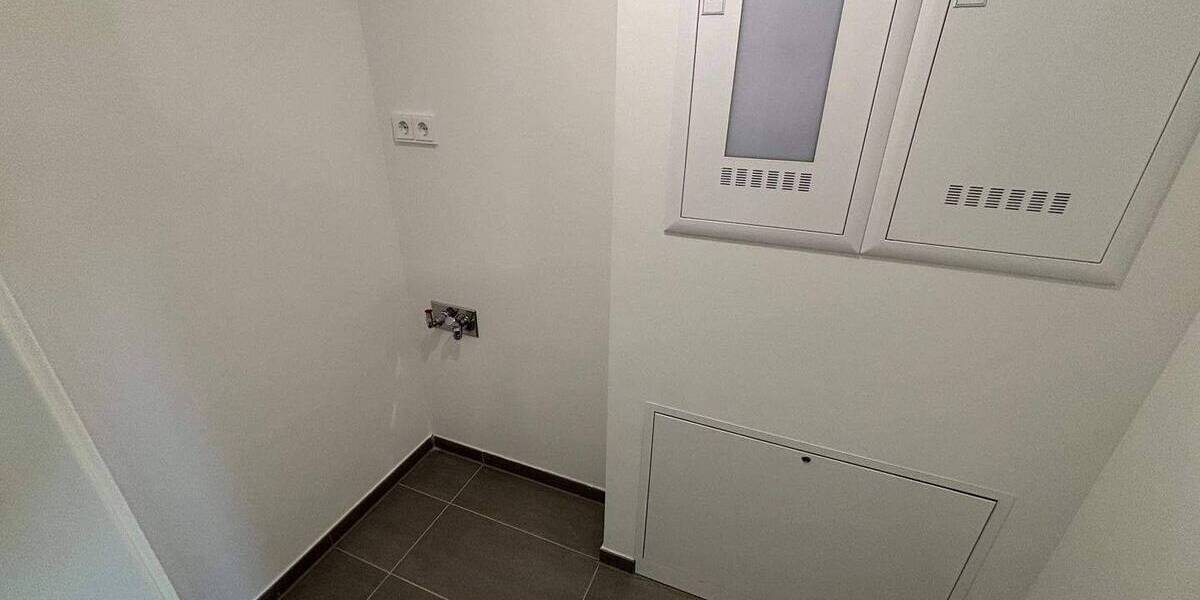 Etagenwohnung Schleswig Altstadt - 3 Zimmer, 87 m&sup2;, 1.300&euro; | Angebot:26904326