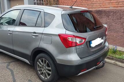 Suzuki (SX4) S-Cross