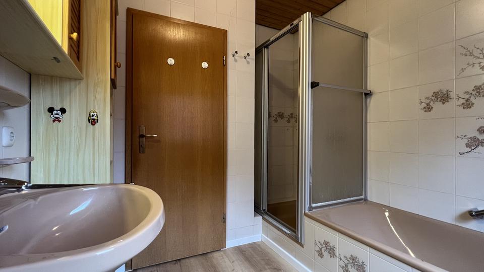 ***MEHRGENERATIONENWOHNUNG MIT ALTSTADT-CHARME*** 5 zimmer