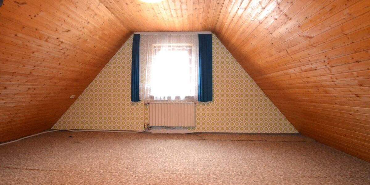 Mehrfamilienhaus, Wohnhaus Rutesheim - 7 Zimmer, 178 m&sup2;, 590.000&euro; | Angebot:25427685