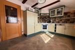 Doppelhaushälfte Treuen - 12 Zimmer, 150 m&sup2;, 180.000&euro; | Angebot:25656852