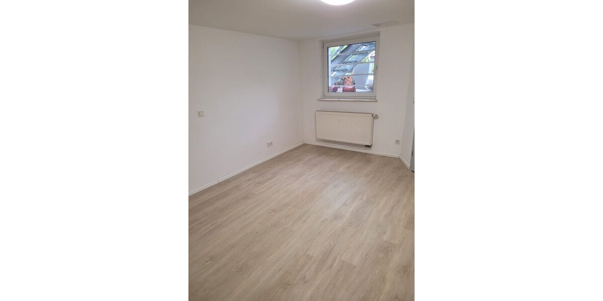 Bad Hersfeld, Kurpark, 2 ZKB + Terrasse - Etagenwohnung Bad Hersfeld | Angebot:25075752