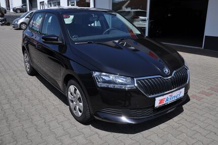 Skoda Fabia 38.385 km 10.200 &euro; Schlüchtern 36381