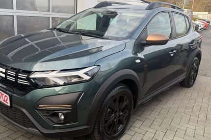 Dacia Sandero 2.150 km 15.200 &euro; Düsseldorf OT Vennhausen 40627