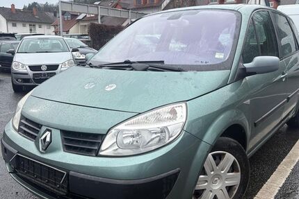 Renault Scenic 141.002 km 999 &euro; Freudenberg 97896