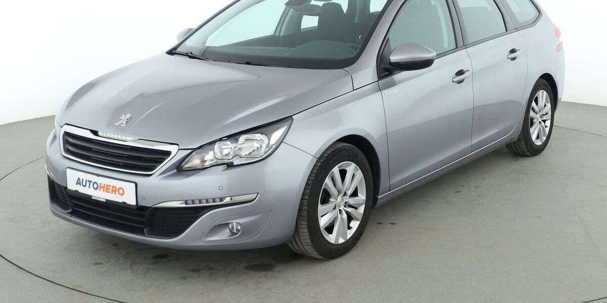 Peugeot 308 110.783 km 9.800 &euro; Hamburg 22529