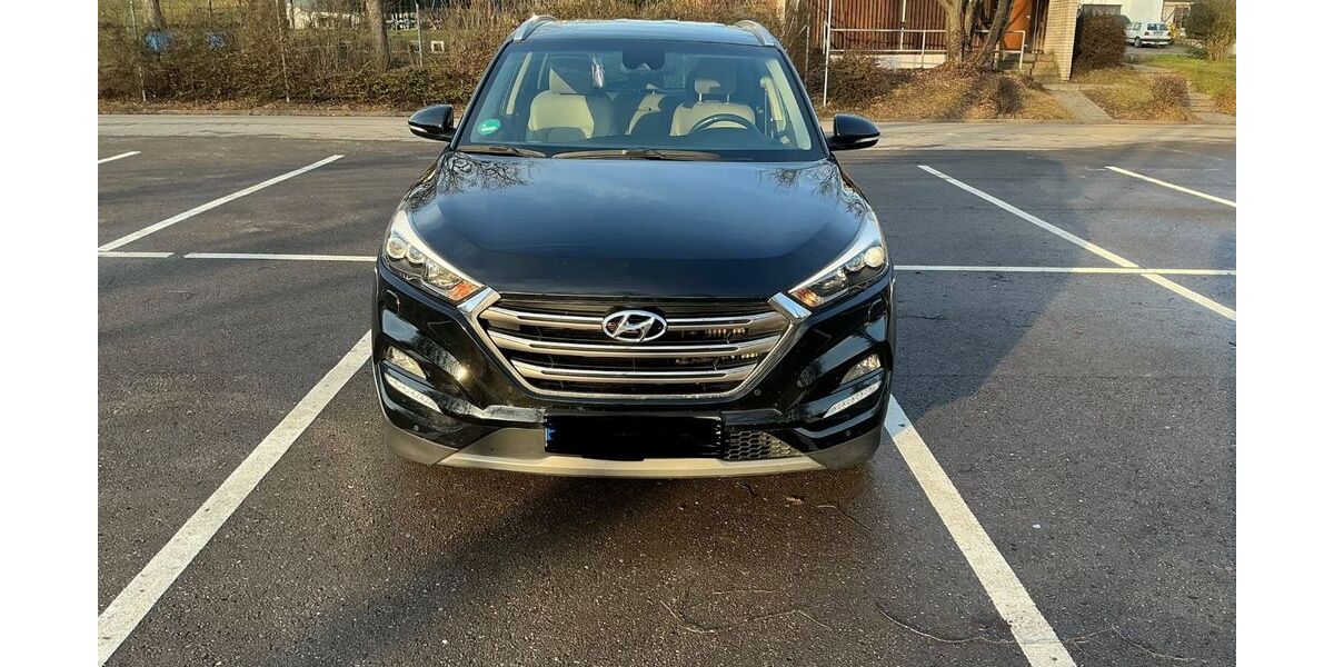 Hyundai TUCSON 157.000 km 13.900 &euro; Rudersberg 73635