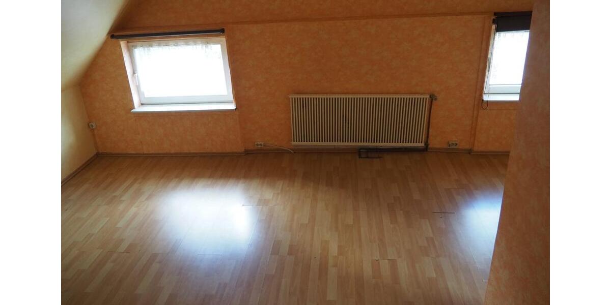 Einfamilienhaus Norden - 8 Zimmer, 214 m&sup2;, 225.000&euro; | Angebot:26847531
