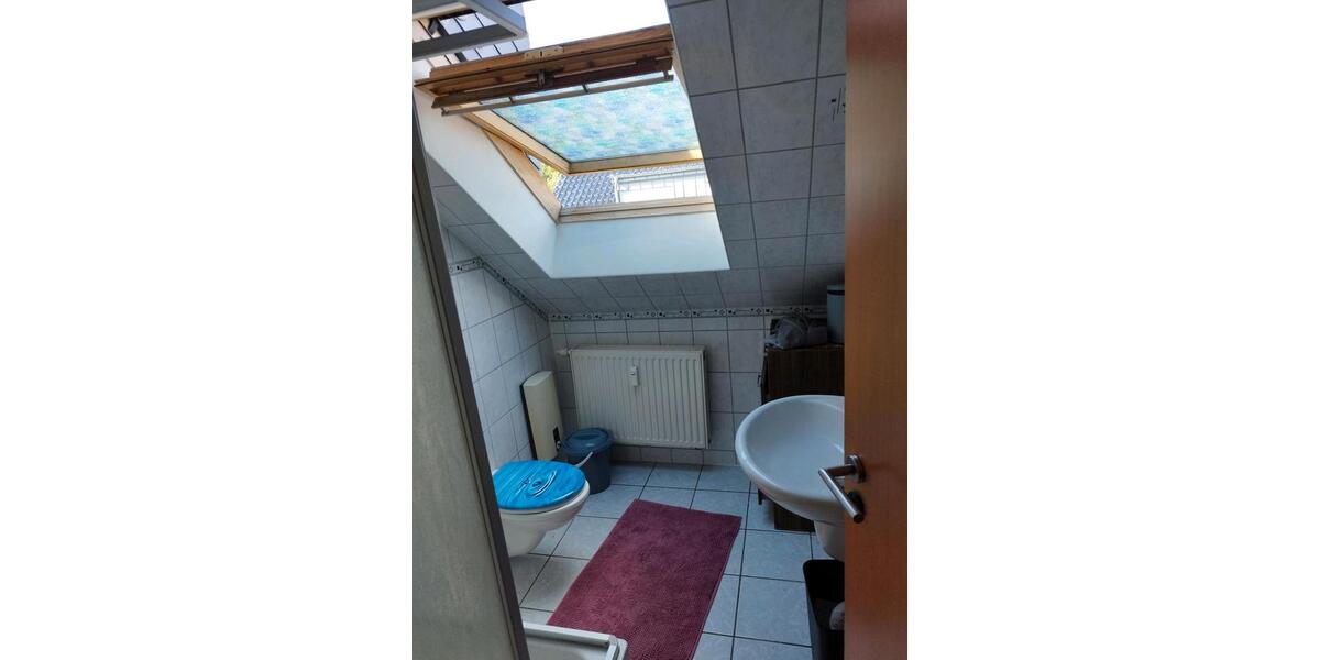 Dachgeschoßwohnung Alsdorf - 3 Zimmer, 88 m&sup2;, 920&euro; | Angebot:26399846