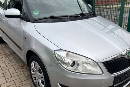 Skoda Fabia 137.000 km 4.690 &euro; Berlin Weißensee-Pankow 13086