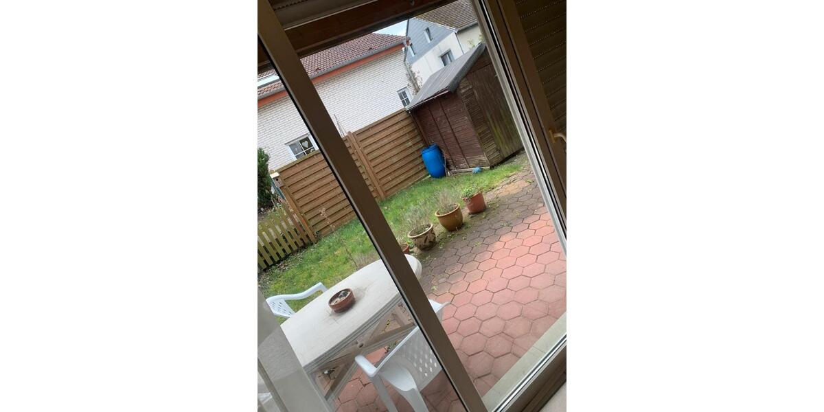 Erdgeschoßwohnung Lage - 3 Zimmer, 87 m&sup2;, 800&euro; | Angebot:26308352