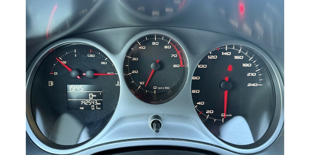 Seat Leon 1.4 TSI 142.000 km 4.400 &euro; Schorndorf 73614
