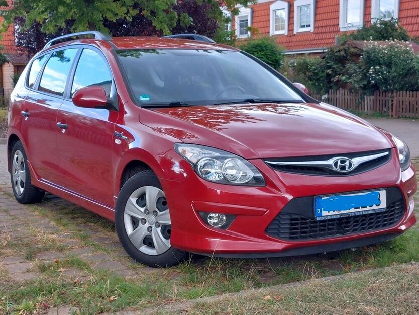i30