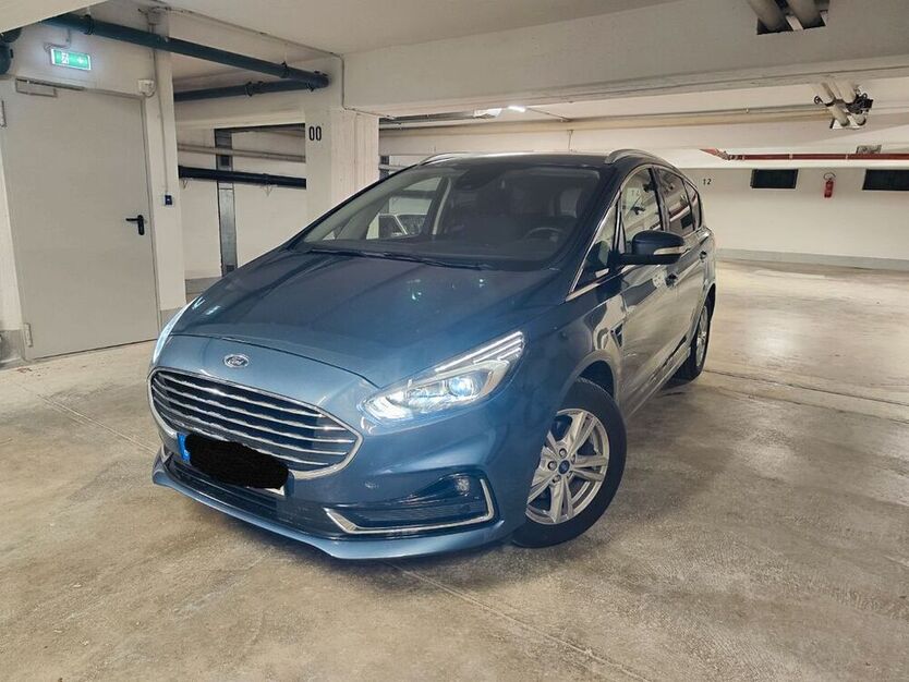 S-Max