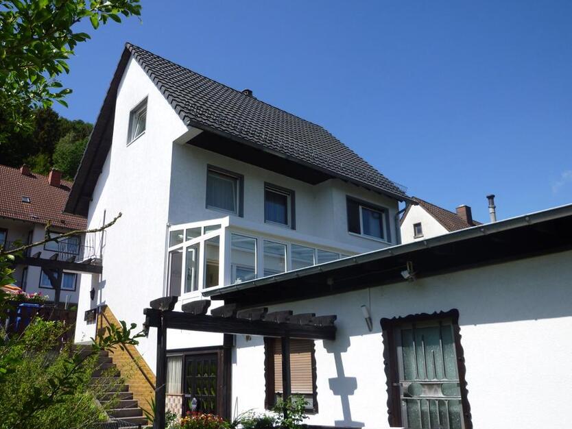 Anwesen mit Einfamilienhaus und Bungalow mit Einliegerappartment