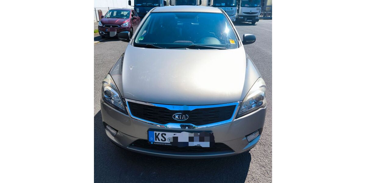 Kia ceed / Ceed 125.171 km 3.500 &euro; Kassel 34123