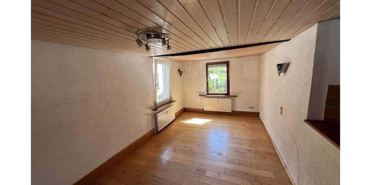 Etagenwohnung Dettingen - 5 Zimmer, 91 m&sup2;, 280.000&euro; | Angebot:23940618