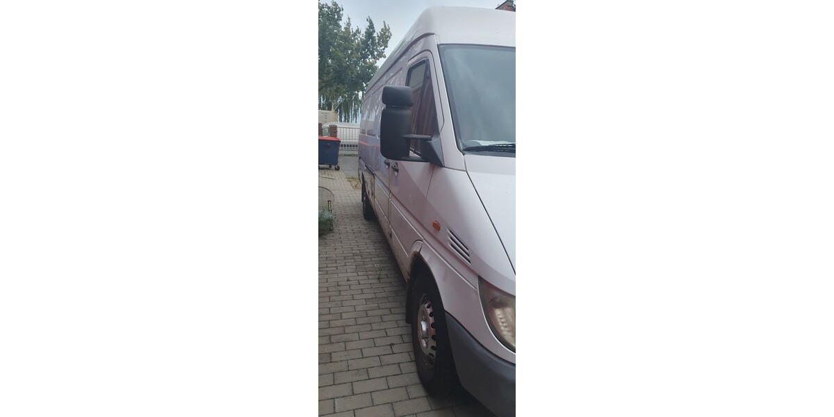 Mercedes-Benz Sprinter 432.000 km 3.900 € Hamburg 20038