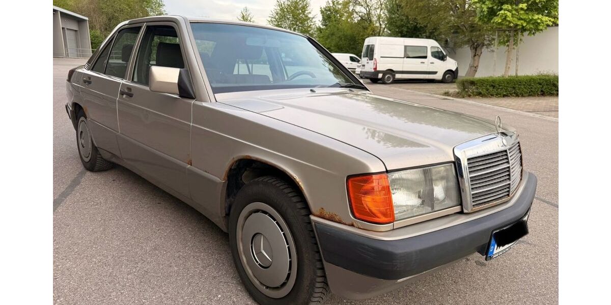 Mercedes-Benz 190 240.000 km 1.850 &euro; Rosenheim 83026