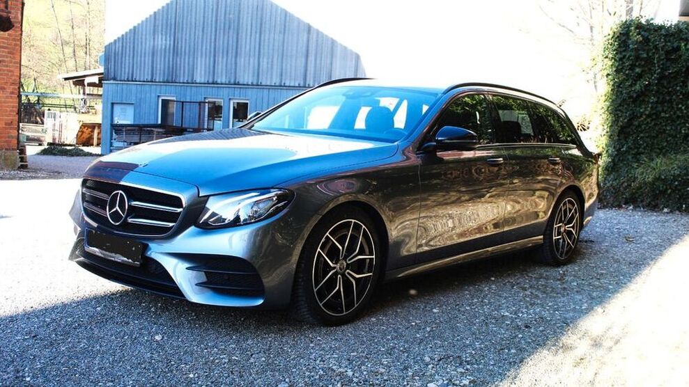 E 300