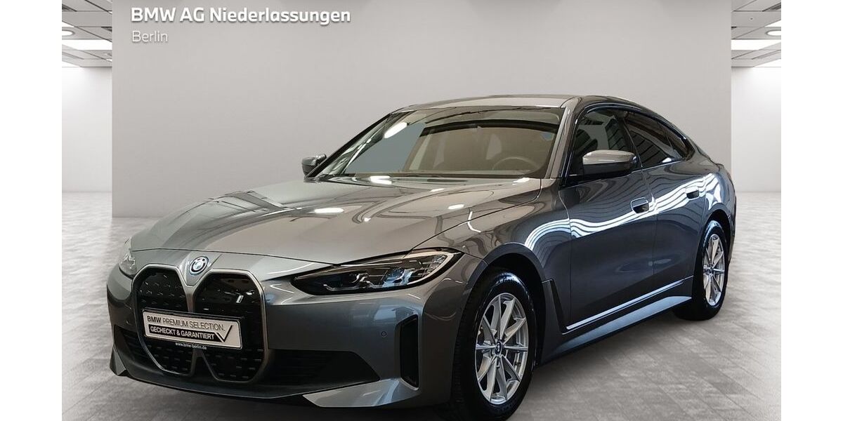 BMW i4 26.150 km 37.700 &euro; Berlin 14057