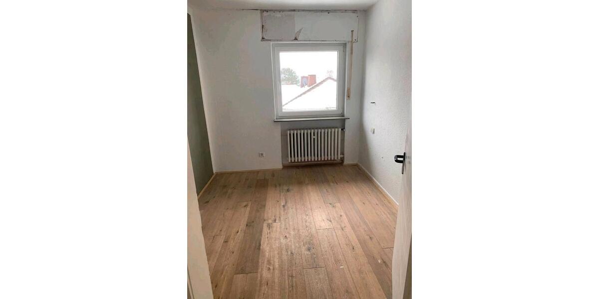 Bungalow Homberg (Efze) - 6 Zimmer, 126 m&sup2;, 280.000&euro; | Angebot:25048083