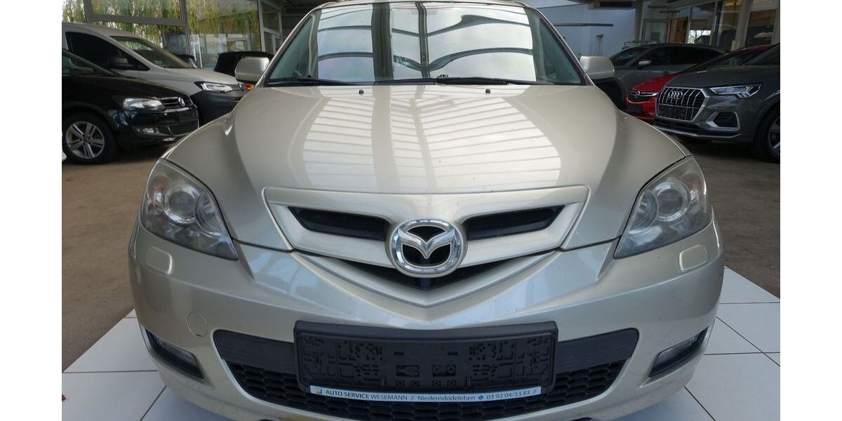Mazda 3 235.429 km 2.490 € Magdeburg 39130