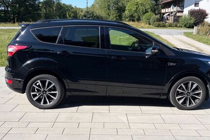 Ford Kuga 97.800 km 17.499 &euro; Bad Birnbach 84364