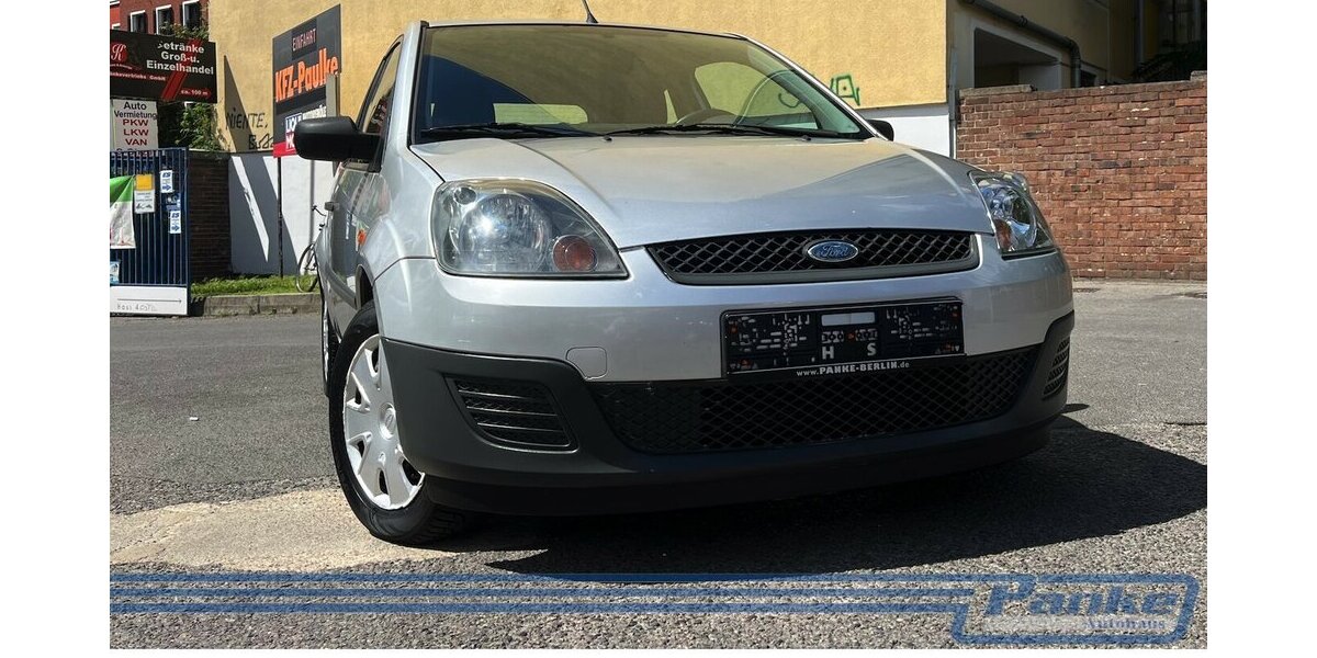 Ford Fiesta Ambiente 1.3*Radio/CD*AUX*Klima* 245.511 km 1.290 &euro; Berlin 13187