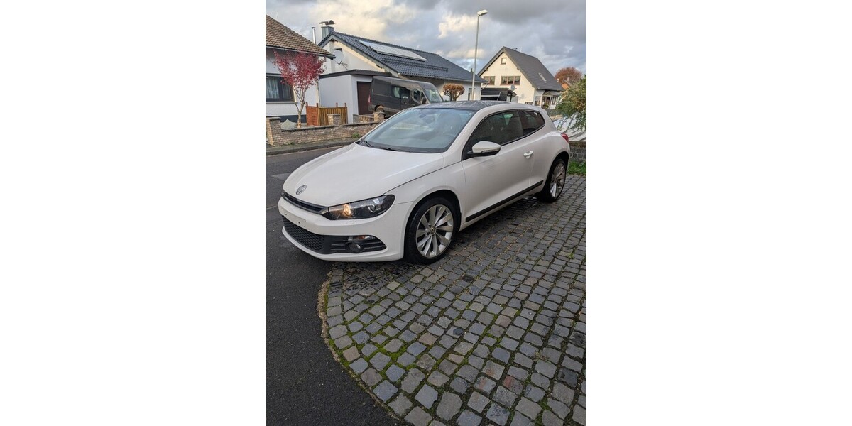 VW Scirocco 14.300 km 9.900 &euro; Mechernich 53894