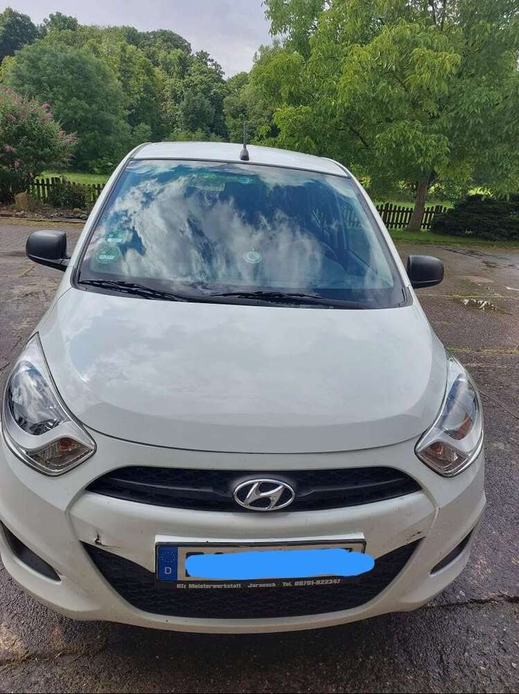 i10