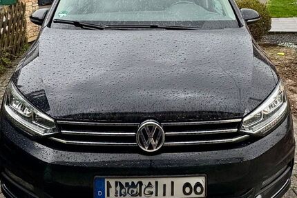 VW Touran 80.000 km 19.899 &euro; Perl 66706