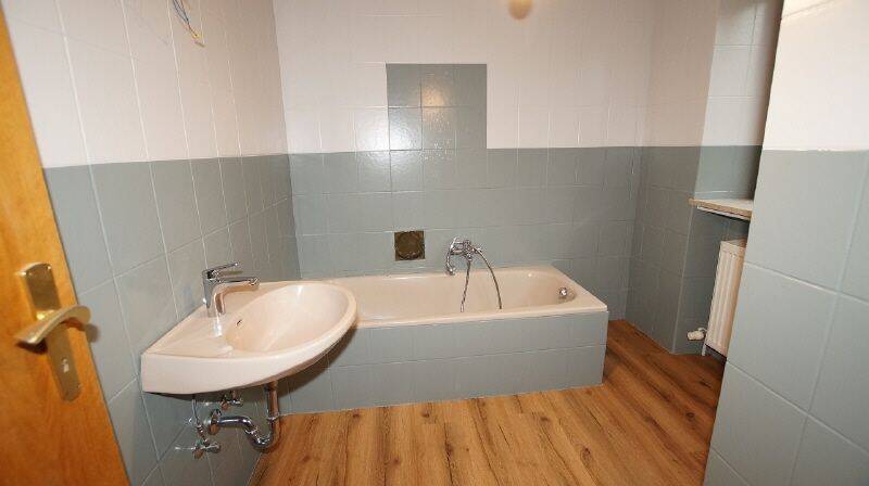Etagenwohnung Straubing Frauenbrünnl - 3 Zimmer, 90 m&sup2;, 650&euro; | Angebot:26904240