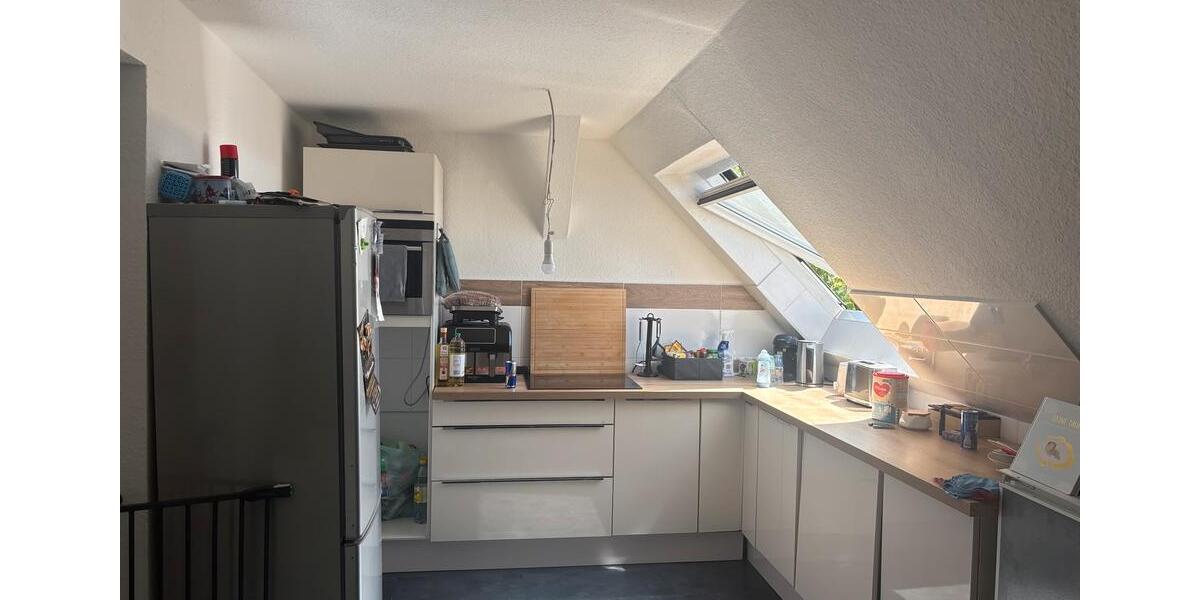Dachgeschoßwohnung Essen Stadtbezirk V - 3.5 Zimmer, 84 m&sup2;, 1.046&euro; | Angebot:26364740