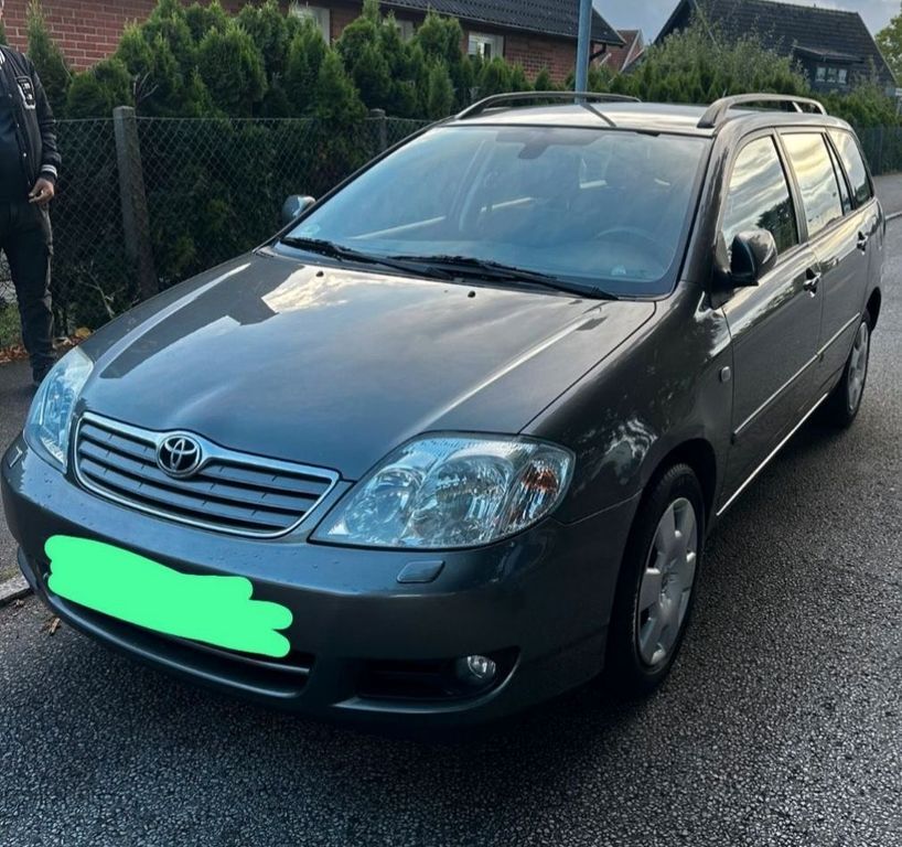 Toyota Corolla 140.000 km 4.699 € Hamburg 20537